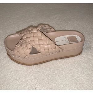 New Dolce Vita Wrenly Nude Leather Slides Sandals Platform Sz 7.5